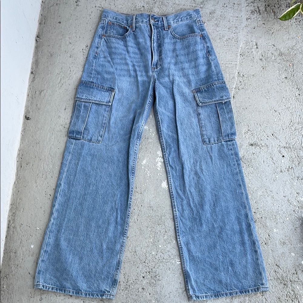 Aritzia Light Blue High-Rise Cargo Jeans